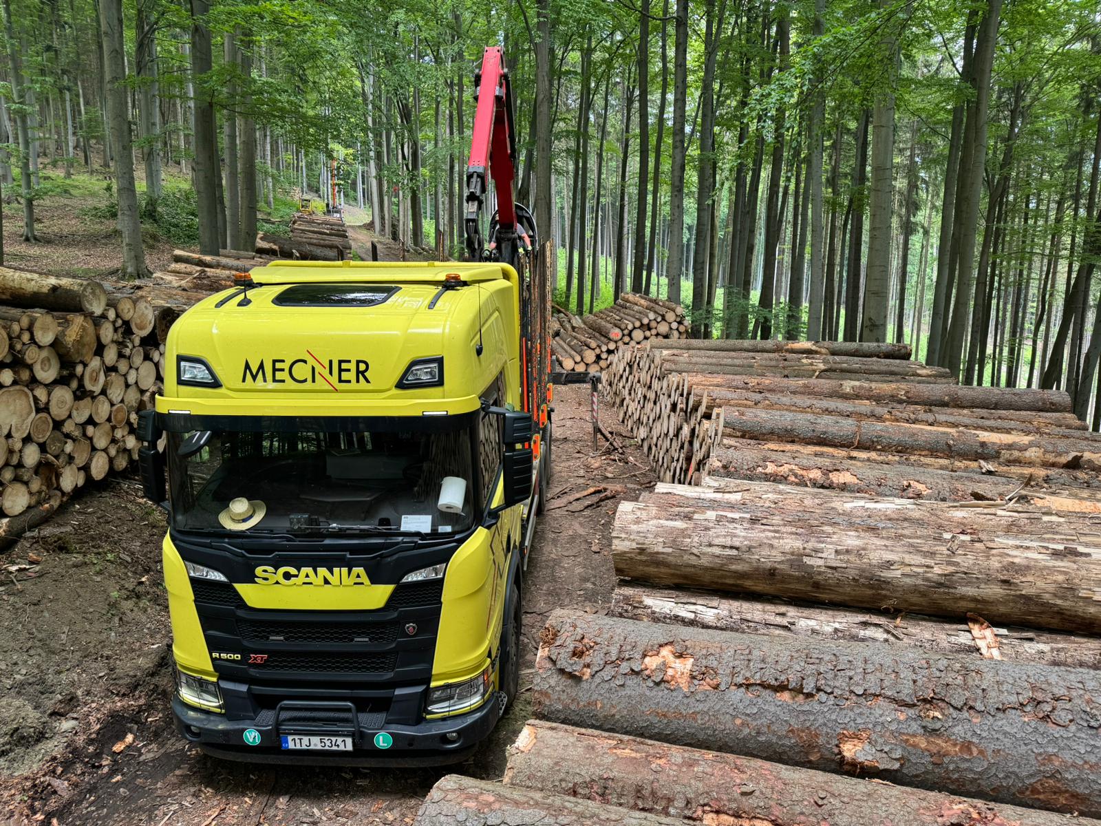 MECNER – tahač Scania